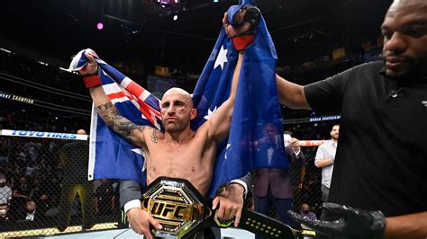 Alexander Volkanovski Champion