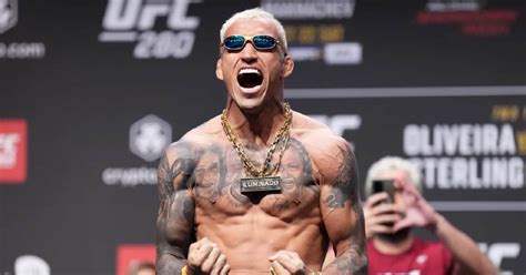 Charles Oliveira Weigh-In Controversy