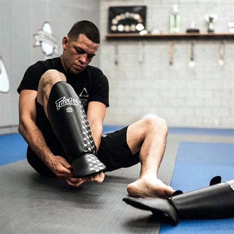 Fairtex SP5 Shin Guards