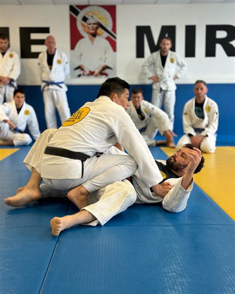 Gracie Jiu Jitsu Techniques