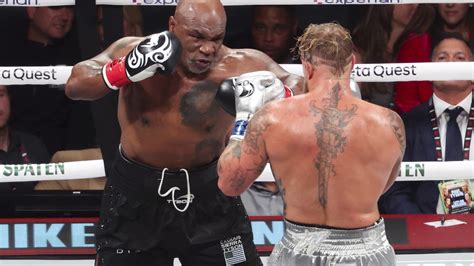 Mike Tyson vs Floyd Mayweather