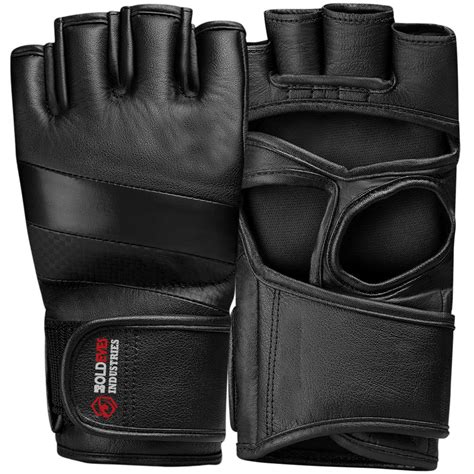 Padding distribution in MMA gloves