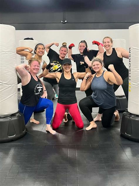 Peak Kickboxing Classes