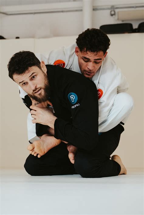 Rear Naked Choke Execution