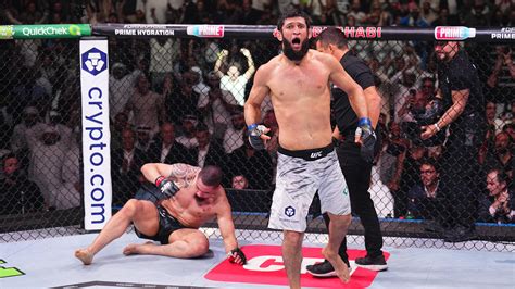 Robert Whittaker vs. Khamzat Chimaev