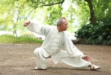 Tai Chi Chuan performing
