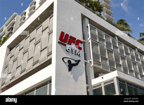 UFC Gym Riverside Exterior