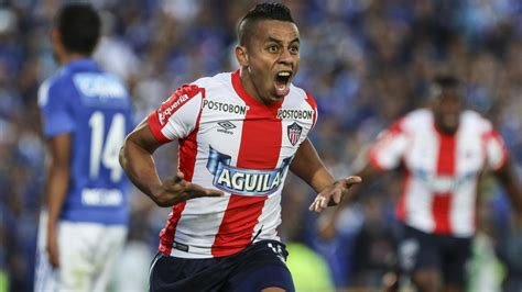 Vladimir Hernandez training