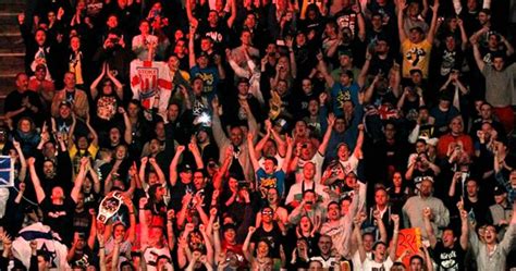 WWE Raw Crowd