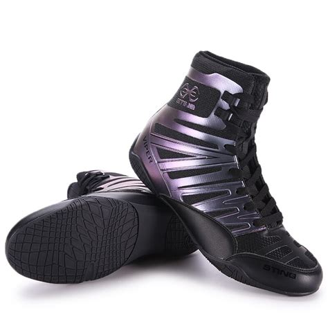 Wrestling shoes for weightlifting