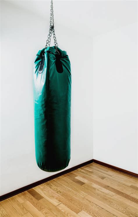 hanging heavy bag